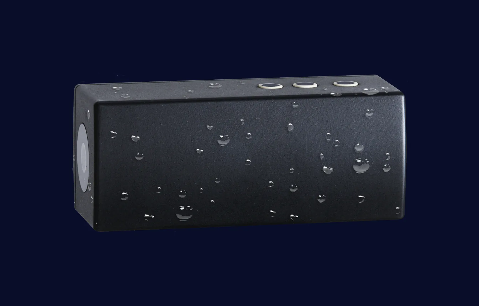 防水・耐衝撃仕様のデバイス